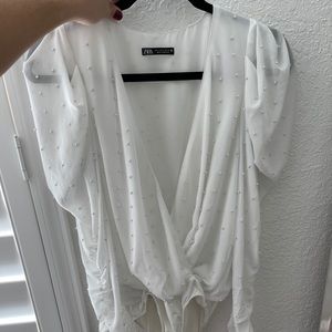 Zara v neck bodysuit